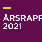 Forsiden af årsrapport med titlen ÅRSRAPPORT 2021 i hvid skrift på lilla baggrund